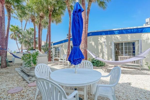 Glunz Ocean Beach Hotel & Resort (Key Colony Beach)